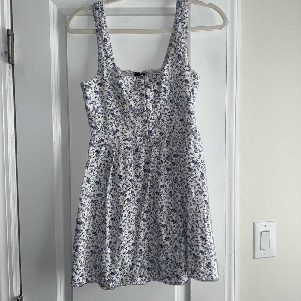 Floral Print Sleeveless Dress